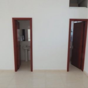 Loja com 160m², 1 vaga, no bairro Pio X em Caxias do Sul para Alugar