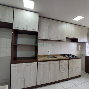 Apto Mobiliado com 36m², 1 dormitório, 1 vaga, no bairro Petrópolis em Caxias do Sul para Alugar