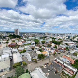 Apto Mobiliado com 36m², 1 dormitório, 1 vaga, no bairro Petrópolis em Caxias do Sul para Alugar