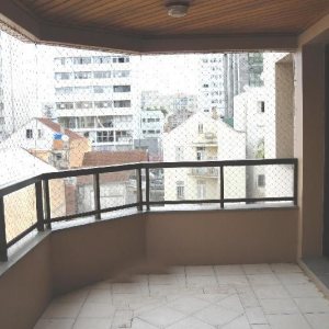 Apartamento com 126m², 3 dormitórios, 1 vaga, no bairro São Pelegrino em Caxias do Sul para Alugar