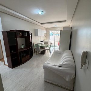 Apto Mobiliado com 82m², 2 dormitórios, 2 vagas, no bairro Sagrada Família em Caxias do Sul para Alugar