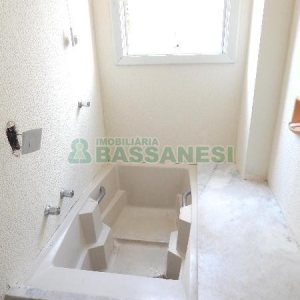 Apartamento com 55m², 1 dormitório, no bairro Centro em Caxias do Sul para Alugar