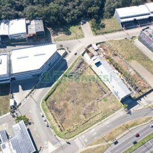 Loja com 4000m², 160 vagas, no bairro Cinqüentenário em Caxias do Sul para Alugar