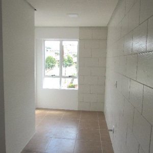 Apartamento com 40m², 1 dormitório, 1 vaga, no bairro Presidente Vargas em Caxias do Sul para Alugar