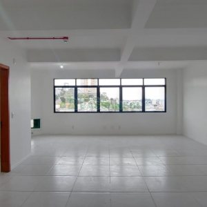 Sala com 59m², no bairro Lourdes em Caxias do Sul para Alugar