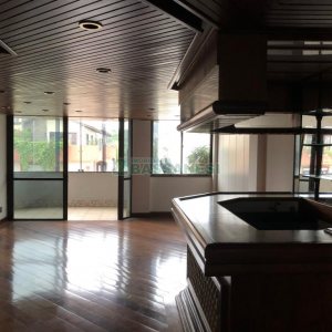 Apartamento com 272m², 3 dormitórios, 2 vagas, no bairro Centro em Caxias do Sul para Comprar