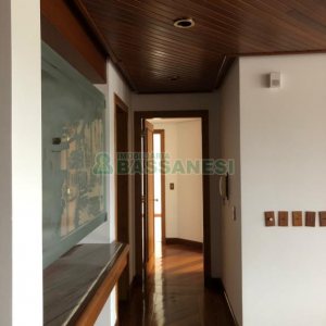 Apartamento com 272m², 3 dormitórios, 2 vagas, no bairro Centro em Caxias do Sul para Comprar