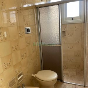 Apartamento com 120m², 4 dormitórios, 1 vaga, no bairro Centro em Caxias do Sul para Alugar