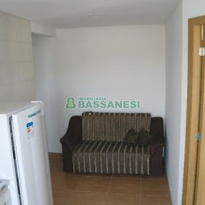 Apto Mobiliado com 33m², 1 dormitório, 1 vaga, no bairro Presidente Vargas em Caxias do Sul para Alugar ou Comprar
