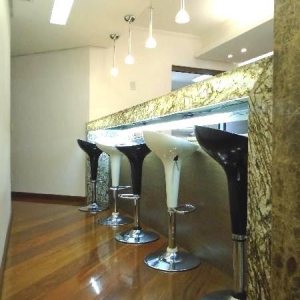 Apto Mobiliado com 250m², 3 dormitórios, 2 vagas, no bairro São Pelegrino em Caxias do Sul para Comprar