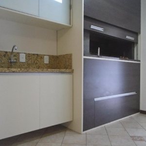 Apto Mobiliado com 250m², 3 dormitórios, 2 vagas, no bairro São Pelegrino em Caxias do Sul para Comprar