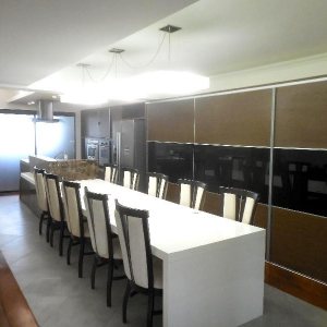 Apto Mobiliado com 250m², 3 dormitórios, 2 vagas, no bairro São Pelegrino em Caxias do Sul para Comprar