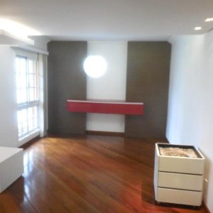 Apto Mobiliado com 250m², 3 dormitórios, 2 vagas, no bairro São Pelegrino em Caxias do Sul para Comprar