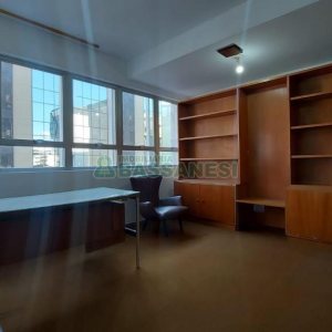 Sala com 38m², no bairro São Pelegrino em Caxias do Sul para Alugar