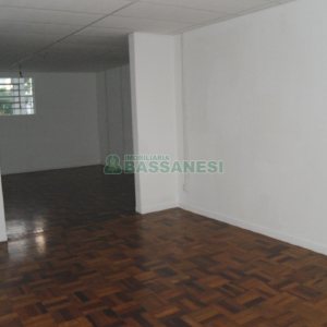 Loja com 87m², no bairro São Pelegrino em Caxias do Sul para Alugar