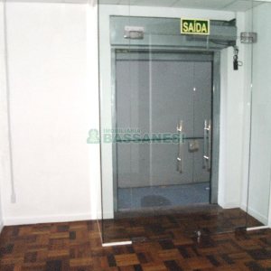 Loja com 87m², no bairro São Pelegrino em Caxias do Sul para Alugar