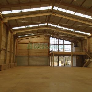 Pavilhão com 1534m², no bairro Forqueta em Caxias do Sul para Alugar