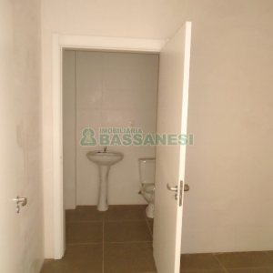 Pavilhão com 1534m², no bairro Forqueta em Caxias do Sul para Alugar