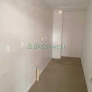 Pavilhão com 1534m², no bairro Forqueta em Caxias do Sul para Alugar