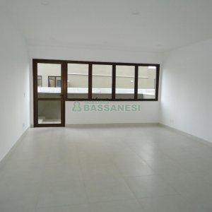 Sala com 45m², no bairro Pio X em Caxias do Sul para Comprar