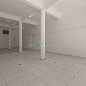 Loja com 80m², no bairro Centro em Caxias do Sul para Alugar