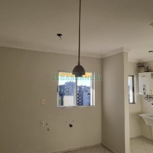 Apartamento com 94m², 3 dormitórios, 1 vaga, no bairro Rio Branco em Caxias do Sul para Comprar