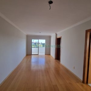 Apartamento com 94m², 3 dormitórios, 1 vaga, no bairro Rio Branco em Caxias do Sul para Comprar