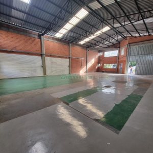 Pavilhão com 280m², no bairro Esplanada em Caxias do Sul para Alugar