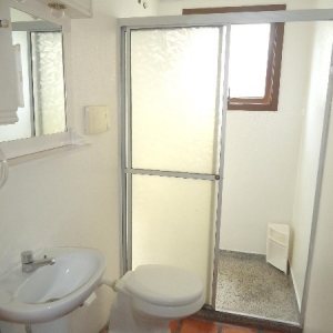 Apartamento, 2 dormitórios, 1 vaga, no bairro Madureira em Caxias do Sul para Alugar