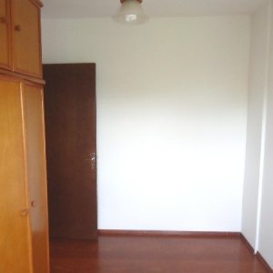 Apartamento, 2 dormitórios, 1 vaga, no bairro Madureira em Caxias do Sul para Alugar