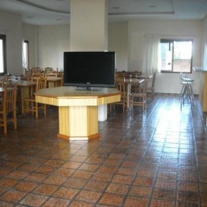 Apartamento, 2 dormitórios, 1 vaga, no bairro Madureira em Caxias do Sul para Alugar