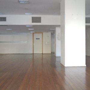 Loja com 200m², no bairro Centro em Caxias do Sul para Alugar