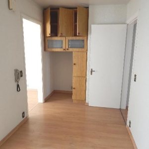 Apartamento com 59m², 2 dormitórios, no bairro Lourdes em Caxias do Sul para Comprar
