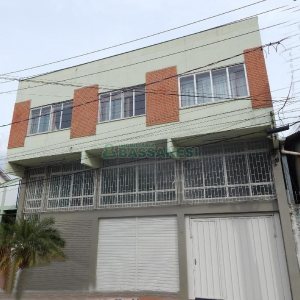 Loja com 980m², 6 vagas, no bairro Centro em Caxias do Sul para Alugar