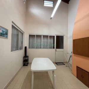 Loja com 980m², 6 vagas, no bairro Centro em Caxias do Sul para Alugar