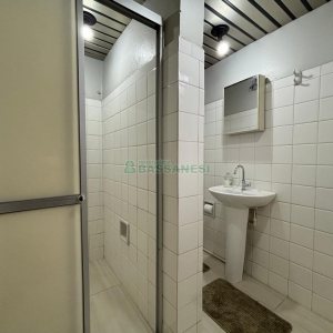 Loja com 980m², 6 vagas, no bairro Centro em Caxias do Sul para Alugar