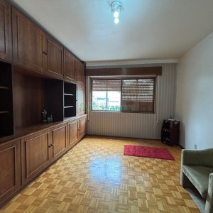Loja com 980m², 6 vagas, no bairro Centro em Caxias do Sul para Alugar
