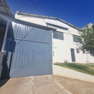 Pavilhão com 340m², no bairro Marechal Floriano em Caxias do Sul para Alugar