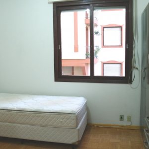 Apto Mobiliado com 110m², 3 dormitórios, 1 vaga, no bairro Centro em Caxias do Sul para Alugar