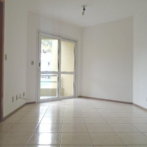 Apartamento com 66m², 2 dormitórios, 1 vaga, no bairro São Leopoldo em Caxias do Sul para Comprar