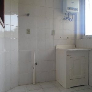 Apartamento com 66m², 2 dormitórios, 1 vaga, no bairro São Leopoldo em Caxias do Sul para Comprar