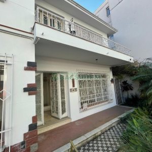 Casa com 300m², no bairro Centro em Caxias do Sul para Comprar