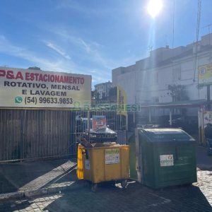 Casa com 300m², no bairro Centro em Caxias do Sul para Comprar