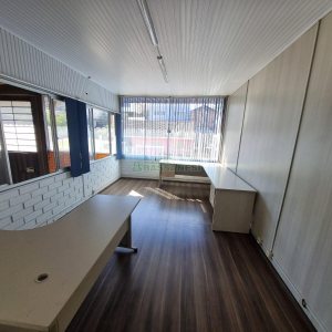 Pavilhão com 300m², no bairro Centenário em Caxias do Sul para Alugar