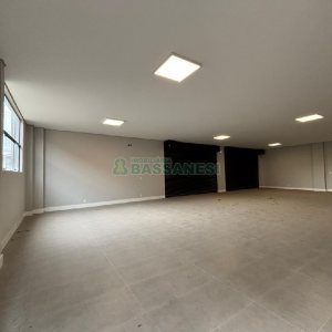 Loja com 140m², no bairro Sagrada Família em Caxias do Sul para Alugar