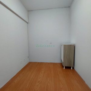Sala com 55m², 1 vaga, no bairro Rio Branco em Caxias do Sul para Alugar