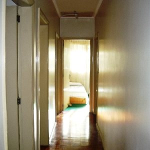 Casa com 250m², 4 dormitórios, 5 vagas, no bairro Pio X em Caxias do Sul para Comprar