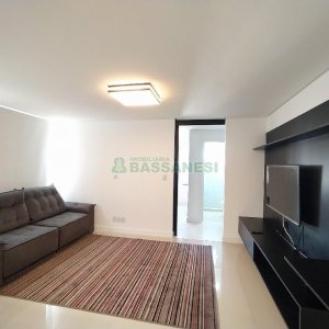 Apto Mobiliado com 54m², 1 dormitório, 1 vaga, no bairro Centro em Caxias do Sul para Alugar