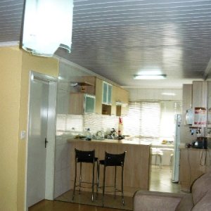 Casa com 320m², 8 dormitórios, 5 vagas, no bairro Bela Vista em Caxias do Sul para Comprar