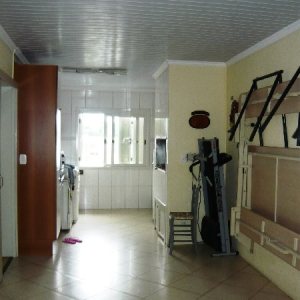 Casa com 320m², 8 dormitórios, 5 vagas, no bairro Bela Vista em Caxias do Sul para Comprar